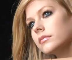 avril lavigne 2011 Images?q=tbn:ANd9GcR48yL9Eb9GuS0ZHr5cA2JADDhqYrFb85MLZMh7AslO4JYbpIj5og