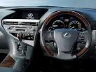 voiture dans un champ