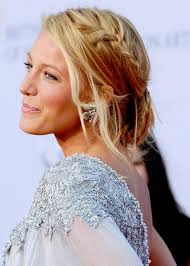 blake lively hairstyles-20