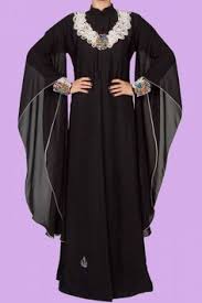 Abaya...Would love to get a pattern of this and make.....BEAUTIFUL ...