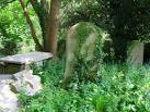 The graveyard is no longer used and is a bit overgrown in places which gives - via Daymix