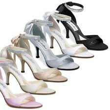 Best Shoes Brands of Pakistan - Fashion Central