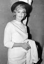 http://www.hdg.de/lemo/objekte/pict/BiographieKnefHildegard_photoKnefHildegardPortrait/index.jpg