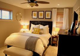 Small Bedroom Decorating Ideas and Tips | ShattoDesigns.com ...