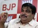 Gadkari escapes unhurt in dais crash | Firstpost