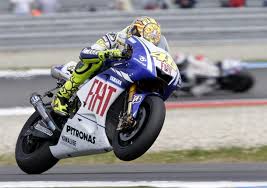  Valentino Rossi sur Ducati ( vidéo ) 