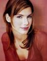Celebrity › Sandra Bullock › Biography - images?q=tbn:ANd9GcRA2_pEQbpKfwKDJOSklyQk4XSkhJhsUtnlCDED_EeRiKTDhuZvMvmN5EY