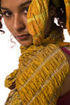 <b>Kamaldeep Kaur</b> ist Mitglied im World Craft Council und des European Textile <b>...</b> - model_schal