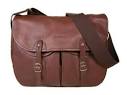 http://www.saddler.co.uk/prodpics/ready/b/barbourleathertarrasbag_large.jpg