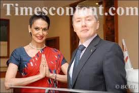 Former Miss India and British Airways ambassador Manisha Kohli, British Airways\u0026#39; CEO Willie Walsh - Manisha-Kohli-Willie-Walsh