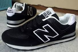 Daftar 14 Sepatu Branded Original Terpopuler Tahun