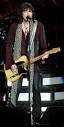 http://upload.wikimedia.org/wikipedia/commons/thumb/c/cb/Tom_keifer.JPG/220px-Tom_keifer.JPG