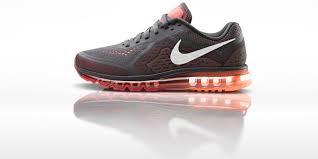 Brand: Nike Mempersembahkan Sepatu Lari Terbaru | Vemale.com