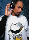 http://images4.fanpop.com/image/photos/23600000/Snoop-dogg-snoop-dogg-23613127-468-637.jpg