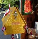 This glittering mailbox in a Mexico plaza is ready to reaceive ...