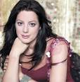 Sarah McLachlan Image Sarah McLachlan lyrics with translations Picture 5