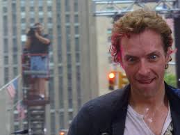 A Crazy Chris Martin by - images?q=tbn:ANd9GcRM0iaoKX09pFZj3V0jh8d-xNRacyhOxvT9Ykng8ByCLBftEKLhzQ