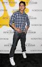 http://twilightguide.com/tg/wp-content/themes/Aspire/graphics/cat/bronson-pelletier/Bronson-Pelletier-211.jpg