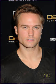 aaron paul scott porter deus ex launch 03 - aaron-paul-scott-porter-deus-ex-launch-03