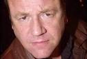 Ray Winstone Replaces De Niro