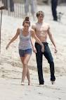 lucas-till-and-miley-cyrus-at-the-beach--Gossip Teen