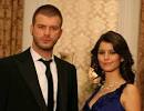 http://images4.fanpop.com/image/photos/19800000/Beren-Saat-with-Kivanc-Tatlitug-in-Ask-i-Memnu-beren-saat-19836404-488-376.jpg