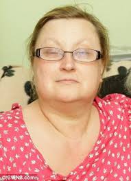 Jane Gill said the ward her father died on was the worst she had seen in her 30 years working in the NHS - article-2338681-1A39DDAE000005DC-618_306x423