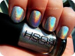 Holografische nagellak. Waar te koop???? Images?q=tbn:ANd9GcRSTamEJocWU2t-zUq2SN5NBCzUHj3z80jFZd-0qvz0HcxinZ2dXw&t=1