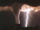 TORNADO FULMINANTE. - via Daymix