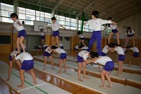小中学生組体操女子|コロンボ日本人学校