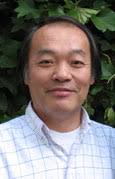 Tadao Yamaguchi, geboren 1952 in Kyoto als Sohn von Chiyoko Yamaguchi, Schülerin von Dr. Chujiro Hayashi, lebt in Japan und unterrichtet weltweit Reiki. - tadao-yamaguchi
