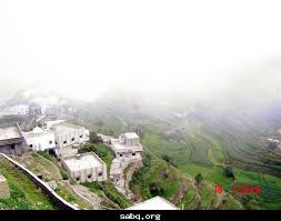 نقره لتكبير أو تصغير الصورة ونقرتين لعرض الصورة في صفحة مستقلة بحجمها الطبيعي