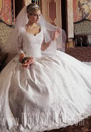 long sleeved wedding dresses