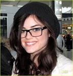 http://www.moviespad.com/photos/lucy-hale-photo-dd86c.jpg