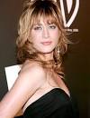 Lizzy Caplan Image Lizzy Caplan Pics   AskMen Picture 2
