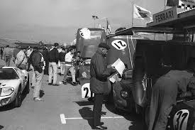 No. 32 in the front is another very interesting car we can discuss sometime if you are interested. David Castelhano photo. - 1966%20Daytona