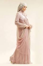 Gaun Pesta Muslim Modern Sesuai Dengan Hijab Style