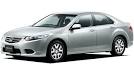 voiture dans un champ