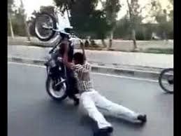 Video Aksi Motor Lucu Banget - YouTube