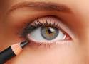 How to Apply Eyeliner Like a