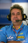 Renault F1 test team manager Carlos Nunes | Main gallery | Photos ... - s1_1
