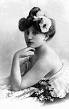 http://upload.wikimedia.org/wikipedia/commons/thumb/0/0d/SidonieGabrielleColette.jpg/150px-SidonieGabrielleColette.jpg