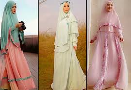 Hijab Syari a la Lyra Virna Makin Trend | Bsukses.com