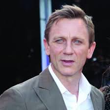 Daniel Craig: &#39;James Bond&#39; am Fließband - 44a40849cdc59b90f215573791603ddde4fca2ae-L37