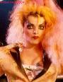 Fashion Flashback : Nina Hagen - images?q=tbn:ANd9GcRe5R_0yUVZ2bubl310QPd9HrtFCHafJhPEZustuGeDWwWqR9goYKzi7EM