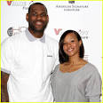 LeBron James: Engaged to