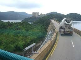 Tai Tam Tuk Reservoir – Bild von Stanley Market, Hongkong ... - tai-tam-tuk-reservoir