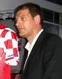 http://upload.wikimedia.org/wikipedia/commons/thumb/9/90/Slaven_Bilic_0410_1.jpg/220px-Slaven_Bilic_0410_1.jpg
