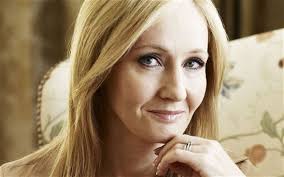 J.K. Rowling: Autora da série Harry Potter prepara novo livro com pseudônimo. A escritora J.K. Rowling, conhecida pela saga Harry Potter, vai assinar uma ... - 2(12)