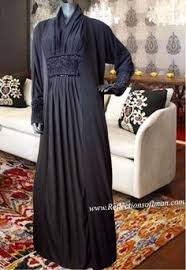 Zahra Black Rose Saudi Umbrella Abaya | Abayas, Black Roses and ...